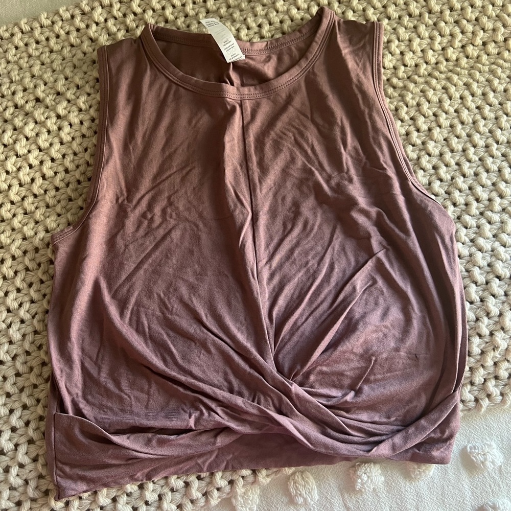 Alo tank top